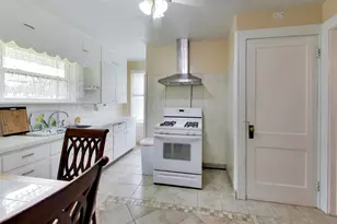 812 Woodward St, La Porte, IN 46350 - Photo 9