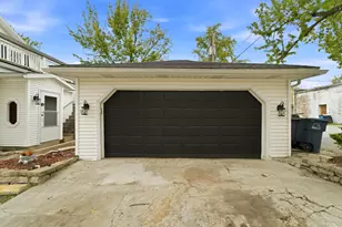 1724 Ohio St, Michigan City, IN 46360 - Photo 3