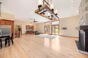 11700 Westvalley Dr, Crown Point, IN 46307 - Photo 7