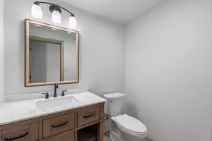 11700 Westvalley Dr, Crown Point, IN 46307 - Photo 33