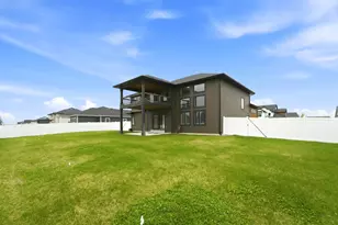 9343 Iris Dr, Saint John, IN 46373 - Photo 3