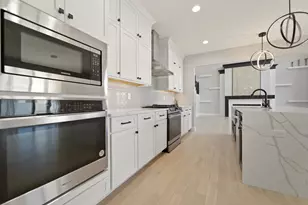 9343 Iris Dr, Saint John, IN 46373 - Photo 5