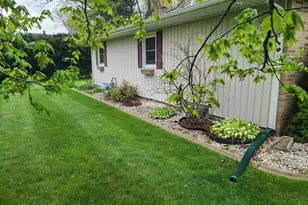 320 Bordeaux Dr, La Porte, IN 46350 - Photo 7