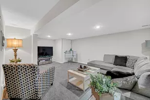 320 Bordeaux Dr, La Porte, IN 46350 - Photo 23