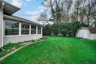 320 Bordeaux Dr, La Porte, IN 46350 - Photo 5