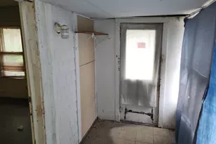 1545 Maple St, Michigan City, IN 46360 - Photo 5