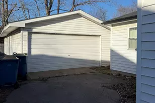 270 Woodlawn Ave, Chesterton, IN 46304 - Photo 19