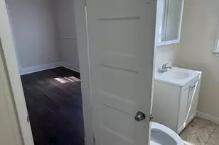 6438 Jefferson Ave, Hammond, IN 46324 - Photo 11