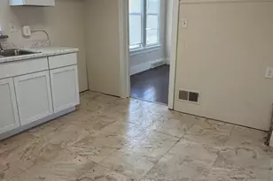 6438 Jefferson Ave, Hammond, IN 46324 - Photo 9