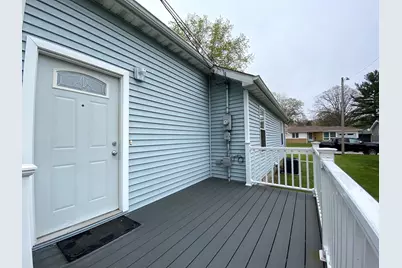 715 S Ashland Avenue, Michigan City, IN 46360 - Photo 17