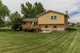 1762 Broadacre Rd, Crown Point, IN 46307 - Photo 43