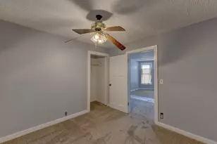 902 Kentucky St, Michigan City, IN 46360 - Photo 19