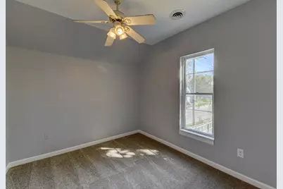 902 Kentucky Street, Michigan City, IN 46360 - Photo 13