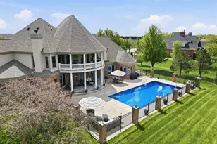 1200 White Hawk Dr, Crown Point, IN 46307 - Photo 9