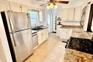 7216 Montana Ave, Hammond, IN 46323 - Photo 7