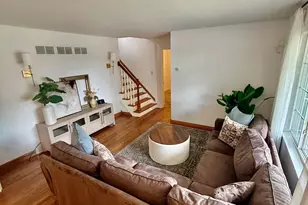 7216 Montana Ave, Hammond, IN 46323 - Photo 3