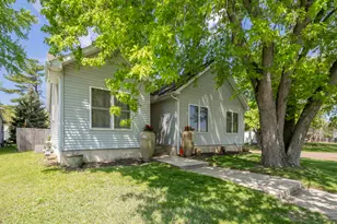 321 S Park St, Michigan City, IN 46360 - Photo 3