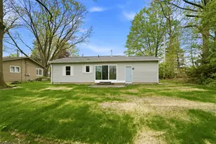 1208 Riley Ct, La Porte, IN 46350 - Photo 3