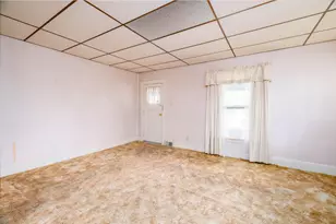 602 E State St, Morocco, IN 47963 - Photo 5