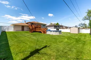 431 S Liverpool Rd, Hobart, IN 46342 - Photo 37