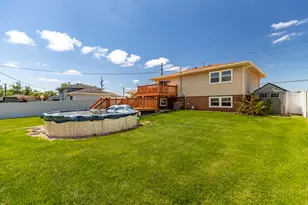 431 S Liverpool Rd, Hobart, IN 46342 - Photo 29