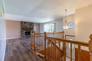 431 S Liverpool Rd, Hobart, IN 46342 - Photo 7