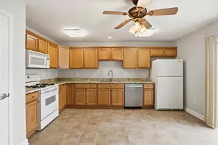 9831 Hart St, Saint John, IN 46373 - Photo 7