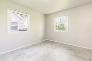 4225 E 5th Pl, Gary, IN 46403 - Photo 19