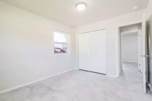 4225 E 5th Pl, Gary, IN 46403 - Photo 15