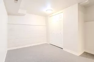 829 Johnson St, Gary, IN 46402 - Photo 35