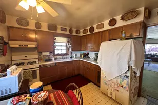 2226 White Oak Ave, Whiting, IN 46394 - Photo 13