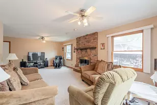 1839 Bluebird Ln, Munster, IN 46321 - Photo 11