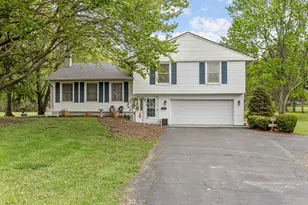 81 E Division Rd, Valparaiso, IN 46383 - Photo 1