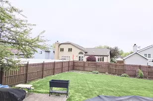 1960 Christenson Ln, Schererville, IN 46375 - Photo 25