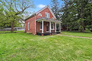 253 N Michigan Ave, Hobart, IN 46342 - Photo 3