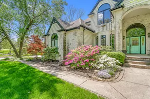 552 Shatz Dr N, Valparaiso, IN 46385 - Photo 5