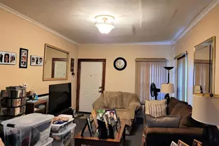 1718 Roosevelt Pl, Gary, IN 46404 - Photo 3