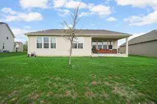 11388 Clyde Dr, Crown Point, IN 46307 - Photo 27