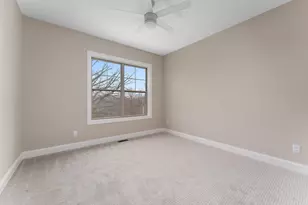59 Sanctuary Dr, Valparaiso, IN 46385 - Photo 27