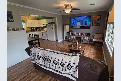 850 S Wisconsin Street, Hobart, IN 46342 - Photo 5