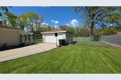 850 S Wisconsin Street, Hobart, IN 46342 - Photo 3