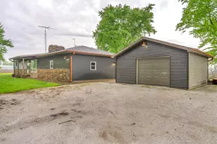 2204 S Meridian Rd, Morocco, IN 47963 - Photo 29