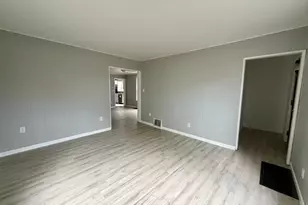 1814 Elston St, Michigan City, IN 46360 - Photo 5