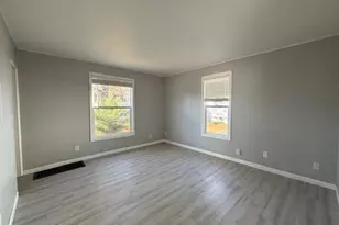 1814 Elston St, Michigan City, IN 46360 - Photo 7