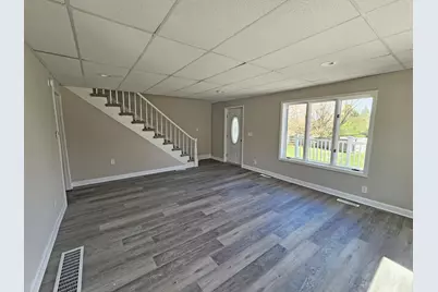 113 N Arch Street, New Carlisle, IN 46552 - Photo 5