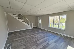 113 N Arch St, New Carlisle, IN 46552 - Photo 5