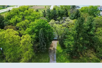 806 N 450 W, Valparaiso, IN 46385 - Photo 11