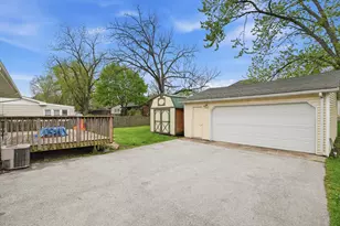 427 S East St, Crown Point, IN 46307 - Photo 19
