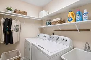 427 S East St, Crown Point, IN 46307 - Photo 15