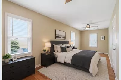 427 S East Street, Crown Point, IN 46307 - Photo 11